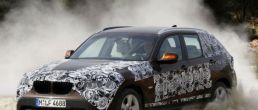 BMW X1 spy photos released, coming soon