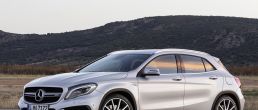 2015 Mercedes-Benz GLA 45 AMG officially revealed